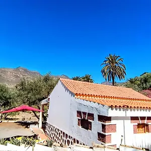bnb-la-casa-de-la-pradera.in-canary-islands.com/